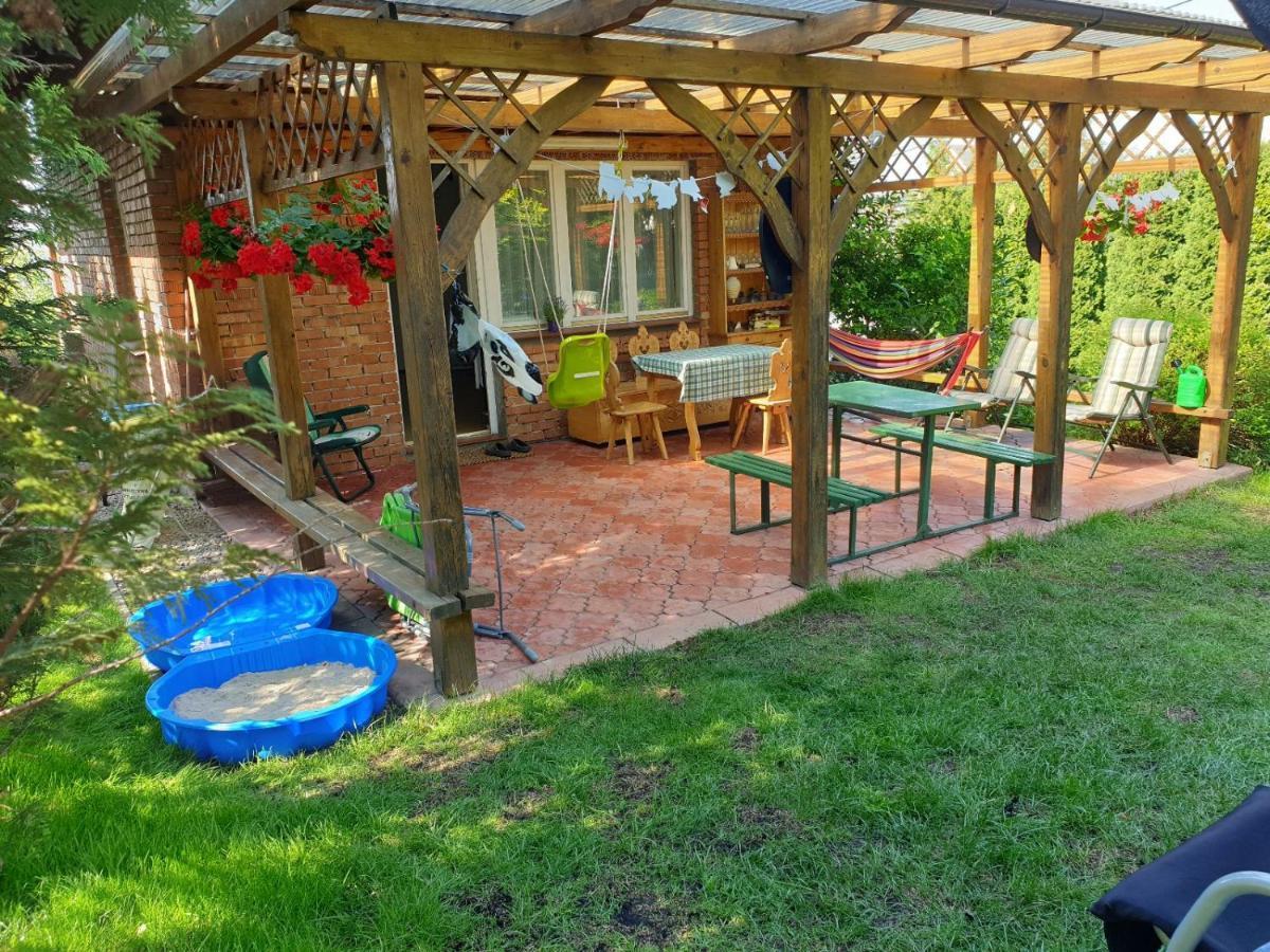 ミシレニツェ A Summer House Zarabie Domek Letniskowy Zarabieヴィラ エクステリア 写真